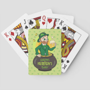 Jeu De Cartes Leprechaun de dessin dans une casserole d'or tenan