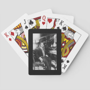Jeu De Cartes Marcus Garvey, Assis