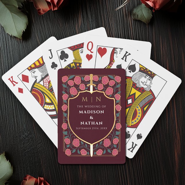 Jeu De Cartes Maroon Royal Sword Shield Wedding Favor (Créateur téléchargé)