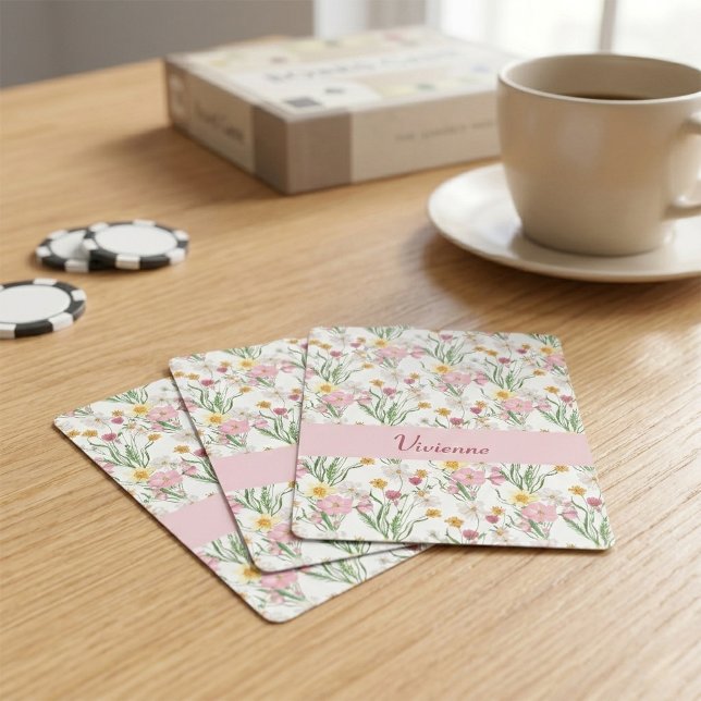 Jeu De Cartes Monogramme de nom aquarelle de fleur sauvage verte (Pink and Green Wildflower Pattern Playing Cards)