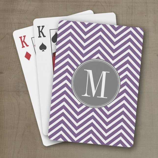 Jeu De Cartes Motif pourpre et gris Chevron avec Monogram (Personalized playing cards with an area for text such as a name or monogram)