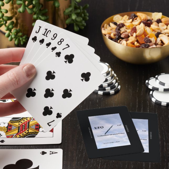 JEU DE CARTES OVNI (In Situ)