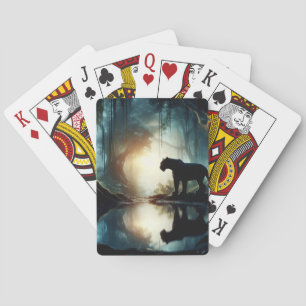 Jeu De Cartes Panthère noire reflétée dans la piscine d'eau dans