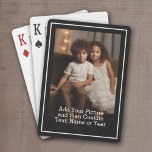 Jeu De Cartes Photo personnalisée et texte avec bordure noire<br><div class="desc">Une façon amusante de capturer des souvenirs et de les partager avec des amis. Ajoutez une photo verticale et votre légende préférée pour faire un cadeau cool pour vos amis.</div>