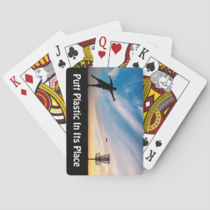 Jeu De Cartes Putt Plastic In Its Place