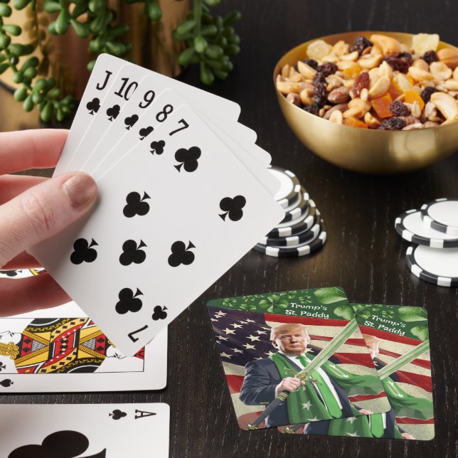 Jeu De Cartes Saint Paddy de Trump (In Situ)