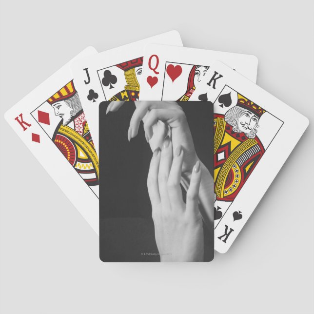 Jeu De Cartes Womans Hands (dos)