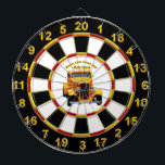 Jeu De Fléchettes Ancien roadster jaune avec revêtement noir or<br><div class="desc">Ancien roadster jaune avec les fenêtres avant coupées et avec design en feuille dorée et noire</div>