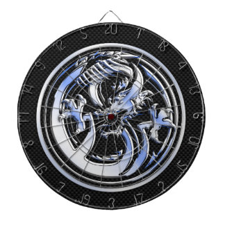 Jeu De Fléchettes Style Chrome badge Dragon sur Carbon Fibre Print