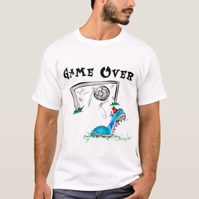 Jeu de football au-dessus des T-shirts et des (Devant)
