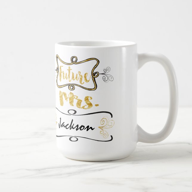 Jeune mariée à être future Mme Mug (Droite)