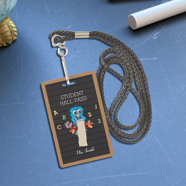Joli Badge de Pass Verticaux de Professeur Hibou B (Créateur téléchargé)