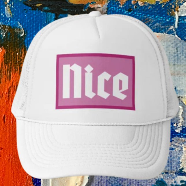 Joli Casquette de camionneur avec typographie de b (Créateur téléchargé)