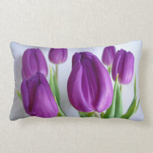 Joli coussin décorateur de tulipes lavande-violett