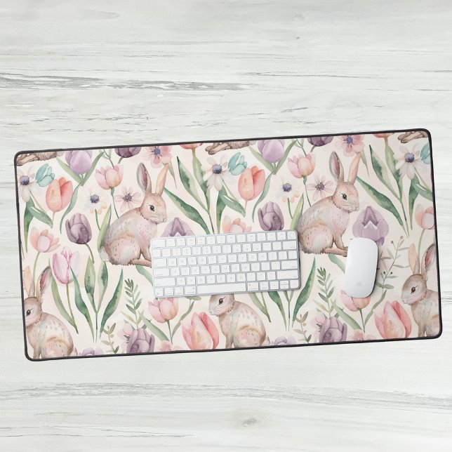 Joli Lapin Gris avec des Tulipes Colorées (Créateur téléchargé)