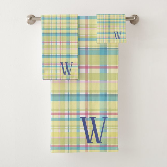 Joli monogramme à carreaux jaune et bleu (En situation)