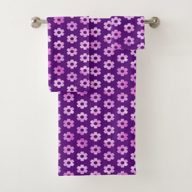 Joli Motif de fleurs violettes (En situation)