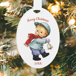Joli petit garçon de Noël avec l'ornement acryliqu