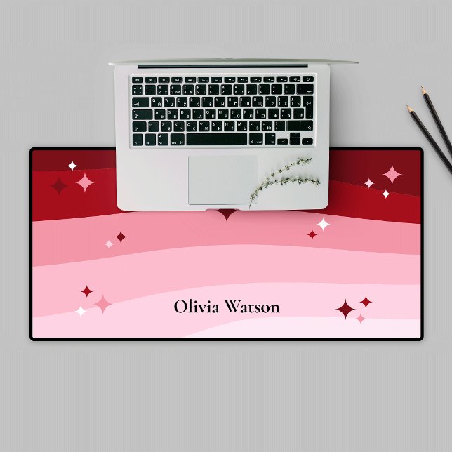 Joli rose et rouge Motif Abstrait Étoiles Nom tend (Trendy groovy pink and red desk mat with custom name or text)