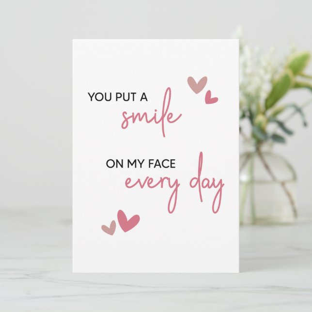 Jolie carte d'anniversaire d'amour minimaliste rom (Debout devant)