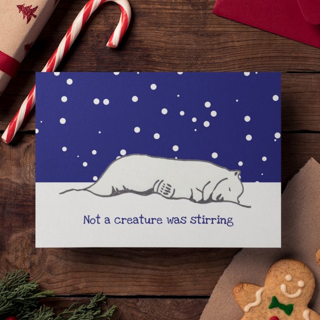 Jolie carte de Noël de vacances avec un ours polai (This polar bear Christmas card features my own unique art of a cute bear sleeping in the snow.)