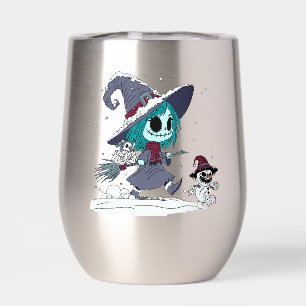 Jolie sorcière hivernale