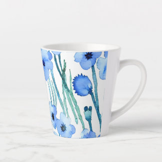 Jolie tasse de design d'aquarelle fleurie bleue et