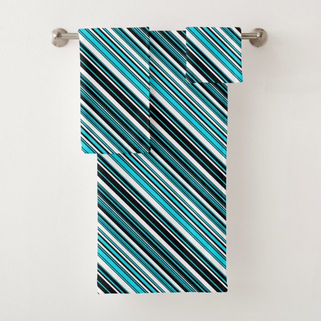 Jolies rayures noir blanc aqua (En situation)