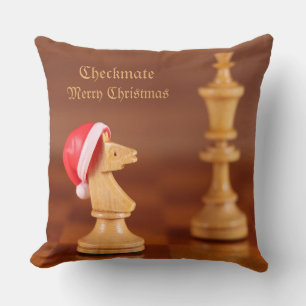 Jouer aux échecs oreillers à Noël