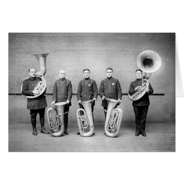 Joueurs de tuba de l'orchestre de police, 1915 (Devant horizontal)