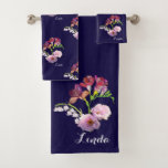 Jour des Mères Floral bleu Serviette de bain<br><div class="desc">Vous cherchez un ensemble unique de serviettes de jour pour la mère ? Alors peut-être que mon floral original imprimé sur les serviettes Spoke de Zazzle sera juste le cadeau que vous cherchez!</div>