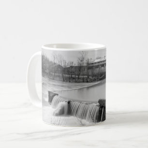 Jour Du Printemps À Ozark Mill Grayscale Cafe Mug