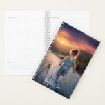 Jour quotidien moderne hebdomadaire annuel | Ajout<br><div class="desc">Magnifique planificateur / calendrier personnalisé moderne. Customisez-le en ajoutant votre photo, image, image avec option pour ajouter un nom ou un message. Parfait pour l'école, les affaires, ou personnel.</div>