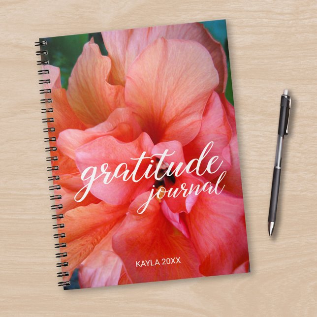 Journal de Gratitude Belle Fleur et Nom personnali (Gratitude Journal Beautiful Flower and Custom Name in situ)