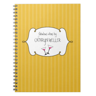 Journal de mode à rayures martini rose idée fabule