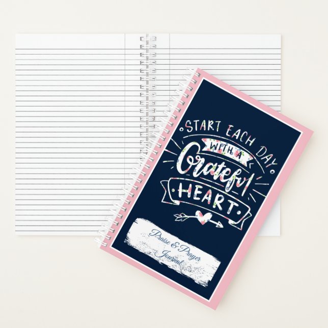 Journal de prière et de louange à fleurs avec un c (À l'intérieur)