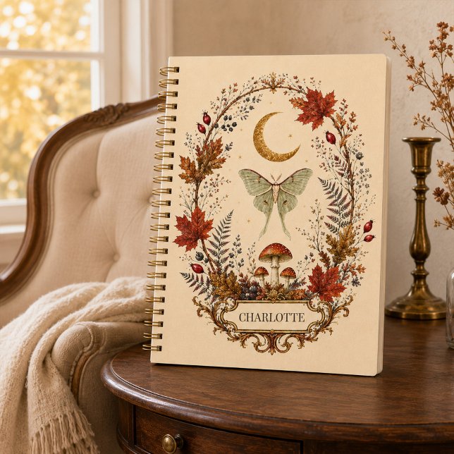 Journal de sorcière personnalisé avec papillon de  (Personalized Witchy Autumn Luna Moth Journal)