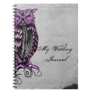 Journal snob de mariage de hibou gothique pourpre