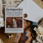 Journal unique Joyeux et carte de Noël marié<br><div class="desc">Extra ! Extra ! Partagez votre joie de vacances avec cette carte unique Newspaper Merry & Married Christmas. Tout le monde aimera recevoir cette carte de vacances festive par la poste! Inclure une belle photo mariage à l'avant et à l'arrière - ainsi qu'un message personnel à l'avant ! Sélectionnez "cliquer...</div>