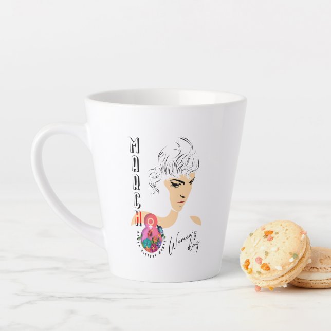 Journée internationale des femmes | Mug Latte (En situation)