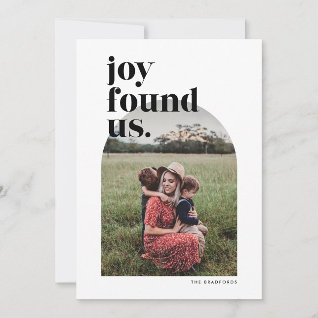 Joy Found Us Arched Photo Holiday Card (Devant)