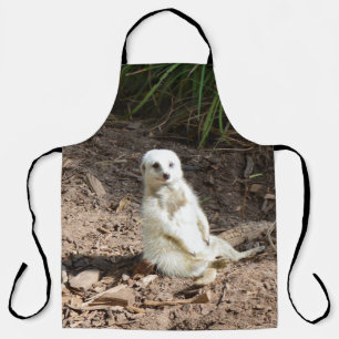 Joyeux assis blanc Meerkat, tablier plein impressi