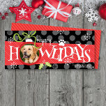 Joyeux HOWLidays Ornament Chien Photo Carte de Noë<br><div class="desc">Ce design comprend l'expression "Happy HOWLidays" dans la typographie lunatique avec de mignonnes petites empreintes, des flocons de neige et un os, et espace pour une photo! Parfait pour les amoureux de les chiens ! Contactez-nous si vous souhaitez que ce design soit modifié pour votre nombre spécifique de photos ou...</div>