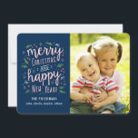 Joyeux Joyeux Cartes photos de vacances en couleur<br><div class="desc">Célébrez la saison avec cette carte de vacances moderne et élégante de Berry Berry Sweet.</div>