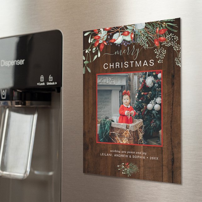 Joyeux Noël Photo Joyeux Joyeux Joyeux Joyeux Joye (You will love these beautiful Christmas cards! They feature botanical watercolor pine and berries.)