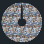 Jupon De Sapin En Polyester Brossé Anglais Setter Winter Wonderland Christmas Joy<br><div class="desc">Ce design festif reflète l'esprit joyeux de la période des fêtes, avec un adorable petit portant un chapeau de Père Noël. Le chien est niché dans un pays des merveilles hivernales, avec un bonhomme de neige, un sapin de Noël décoré et des cadeaux joliment emballés. Les flocons de neige tombent...</div>