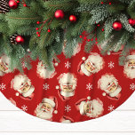 Jupon De Sapin En Polyester Brossé Aquarelle rouge Vintage Père Noël<br><div class="desc">Ajoutez une touche de charme nostalgique à votre décor de vacances avec notre chemise en Aquarelle Rouge Vintage Père Noël ! Cette jupe d'arbre festive est ornée d'une délicieuse aquarelle motif de visages classiques du Père Noël, dressée contre un arrière - plan vibrant, ornée de délicats flocons de neige. Parfait...</div>