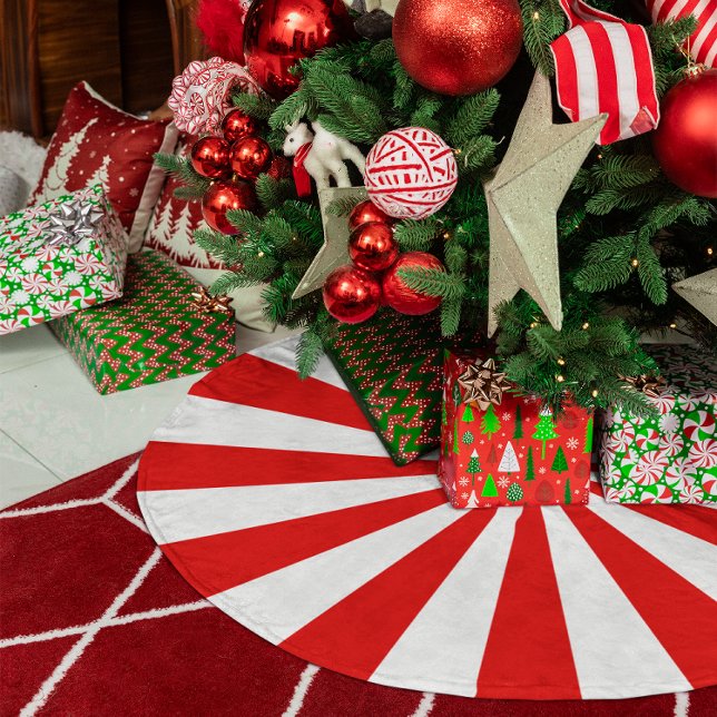 Jupon De Sapin En Polyester Brossé Bandes de démarrage rouges et blanches (Red and White Starburst Stripes Brushed Polyester Tree Skirt)