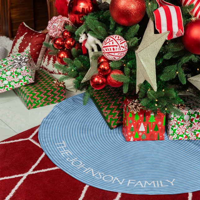 Jupon De Sapin En Polyester Brossé Cercles concentriques minces monotones bleus (Blue Monotone Thin Concentric Circles Brushed Polyester Tree Skirt)