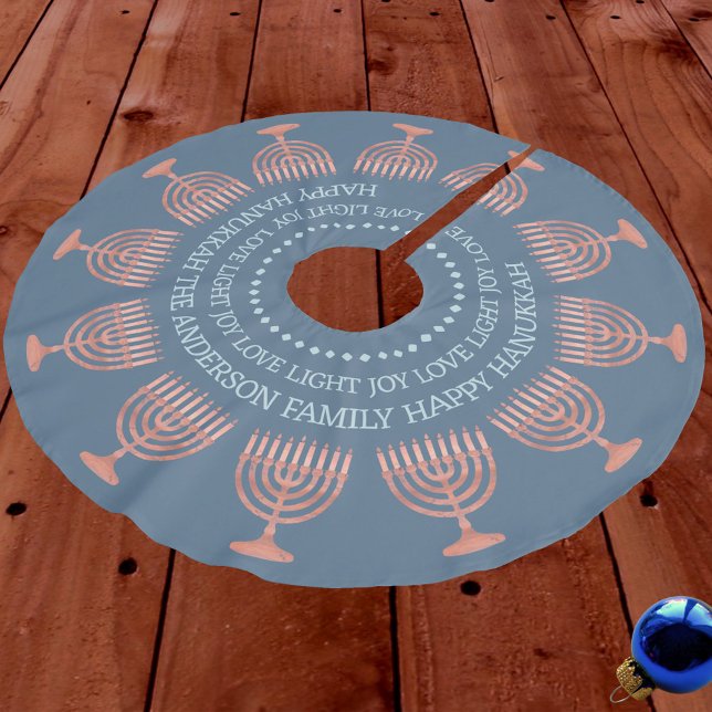 Jupon De Sapin En Polyester Brossé Hanoukka Rustic Menorah Cute Blue Chrismukkah (Perfect for interfaith families who celebrate both Hanukkah and Christmas - the menorah tree skirt!)